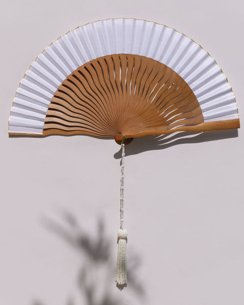 Abanico de madera de peral